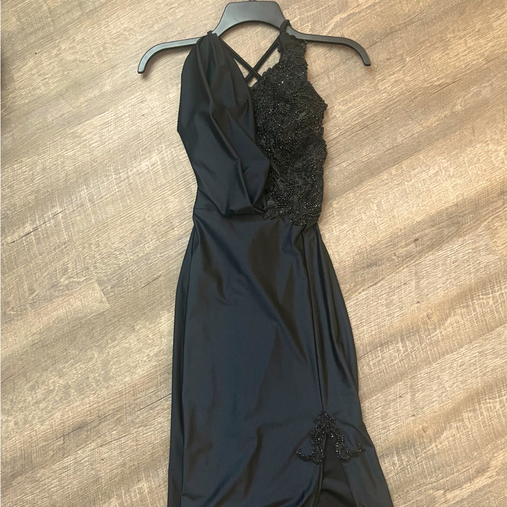 Black Gown (custom)